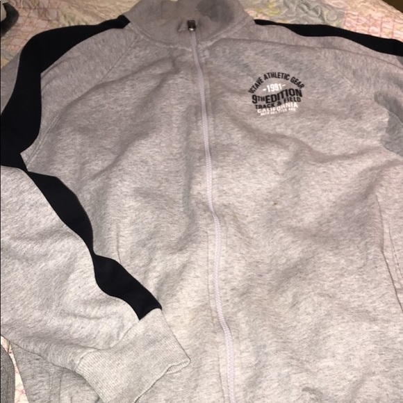 Oversized zip up grey hoodie - Picture 2 of 15